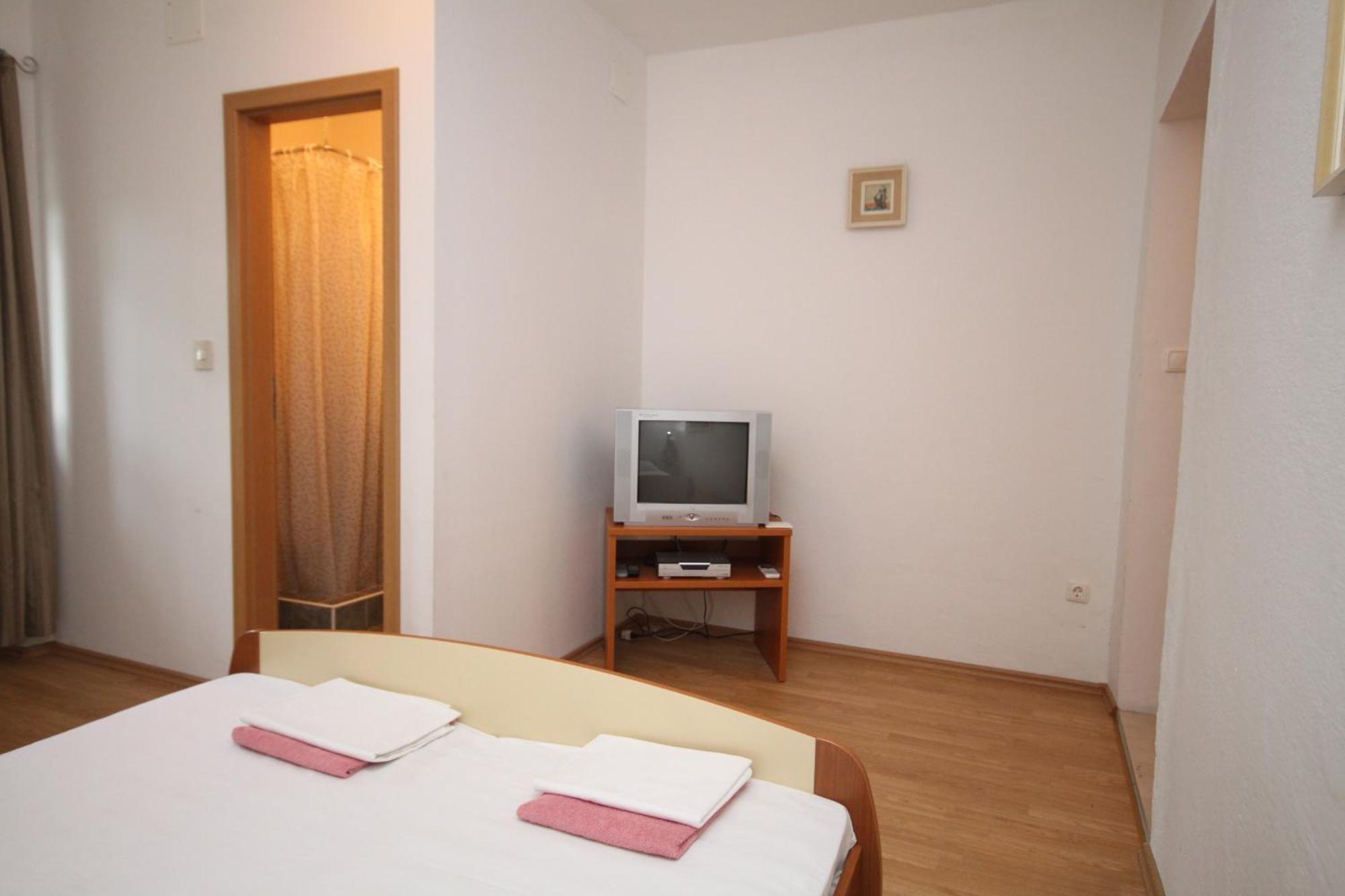 Apartments with a parking space Makarska - 6696 Rum bild